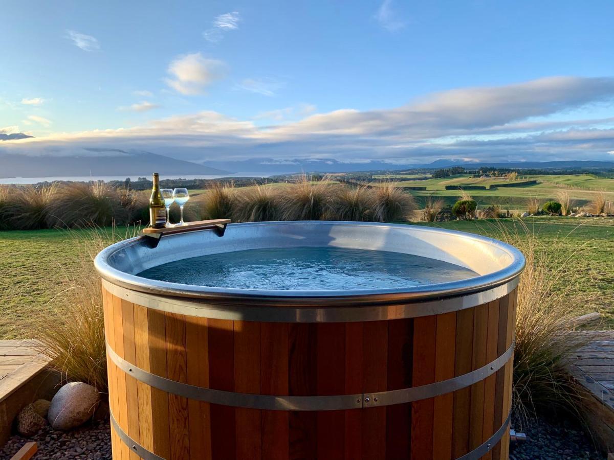 הוילה אגם טה אנאו Fiordland Eco-Retreat -- Panoramic Views -- Hot Tub מראה חיצוני תמונה